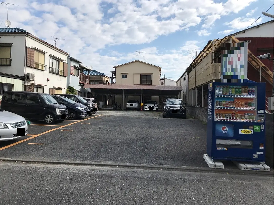 足立区鹿浜３丁目　月極駐車場